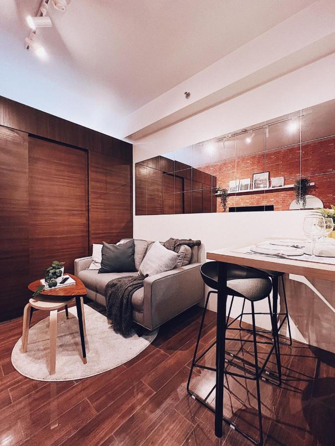 Makati Cosy L Couples Families L 500mbps Wifi